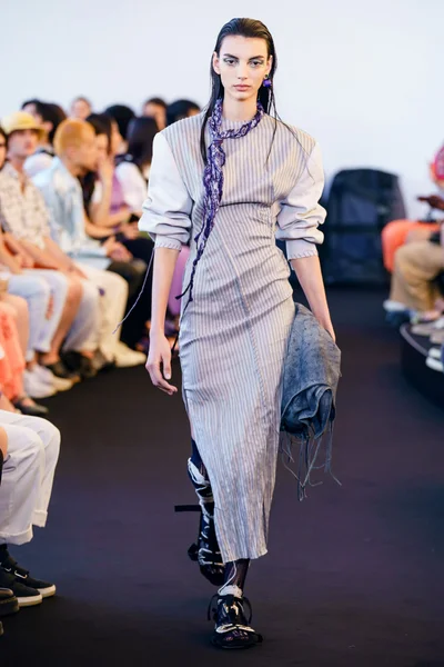 Look 39